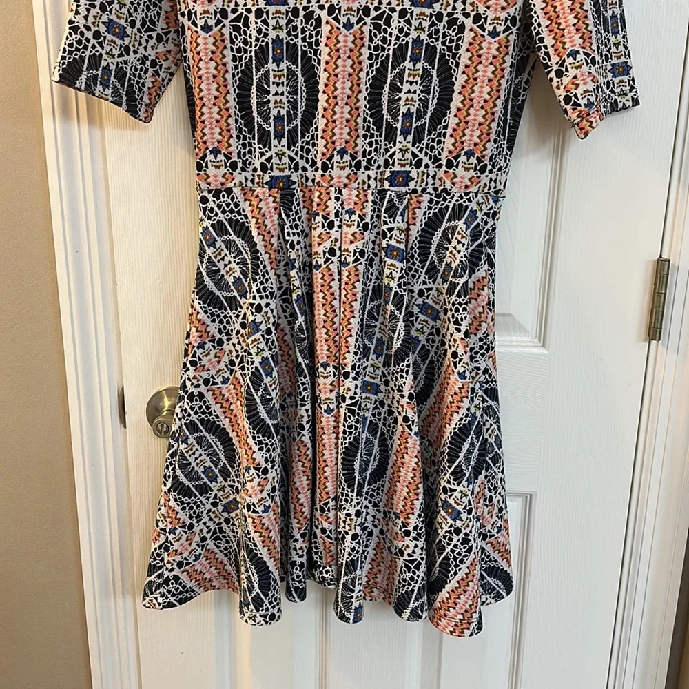Mimi Chica Skater skirt dress shirt sleeves v-neck pattern Southwestern POCKETS